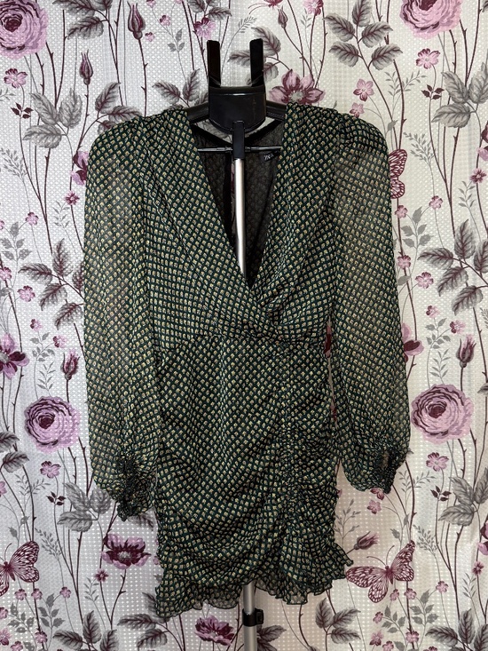 ZARA Green Floral Ruched Dress Mini Puff Sleeve Size S - Picture 2 of 9